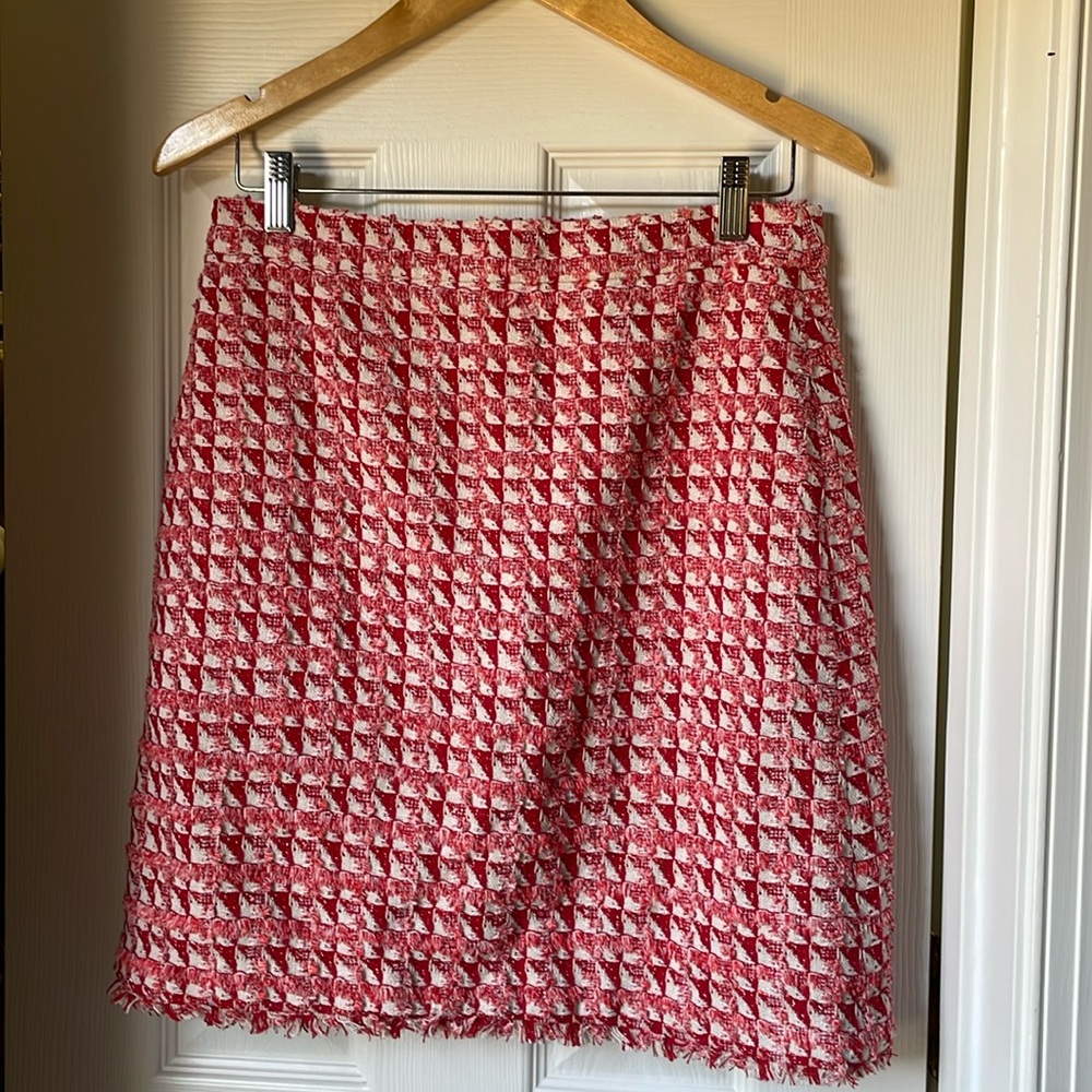LOFT shimmer houndstooth skirt